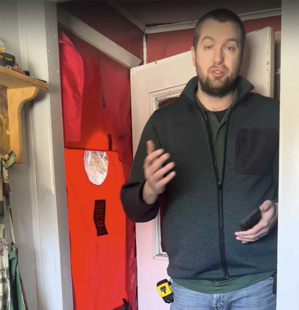 G.R.O. Energy Solutions demonstrating a blower door test